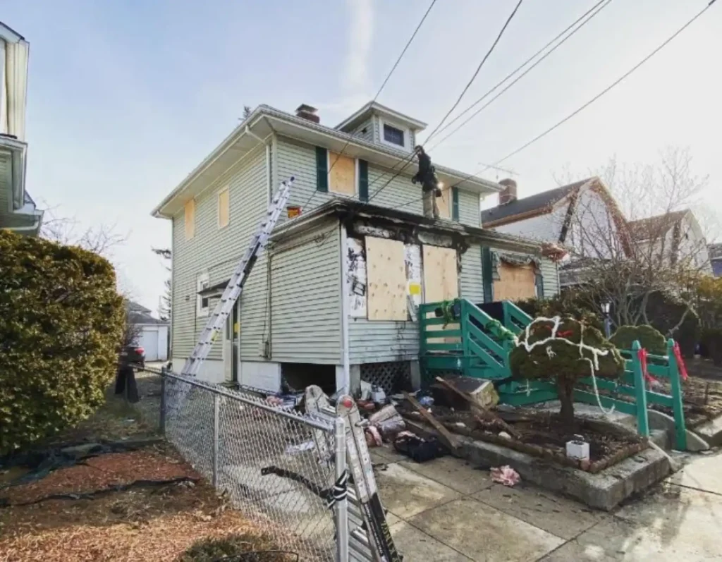 water & fire damage restoration johnston