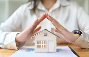 how does insurance restoration work in rhode island