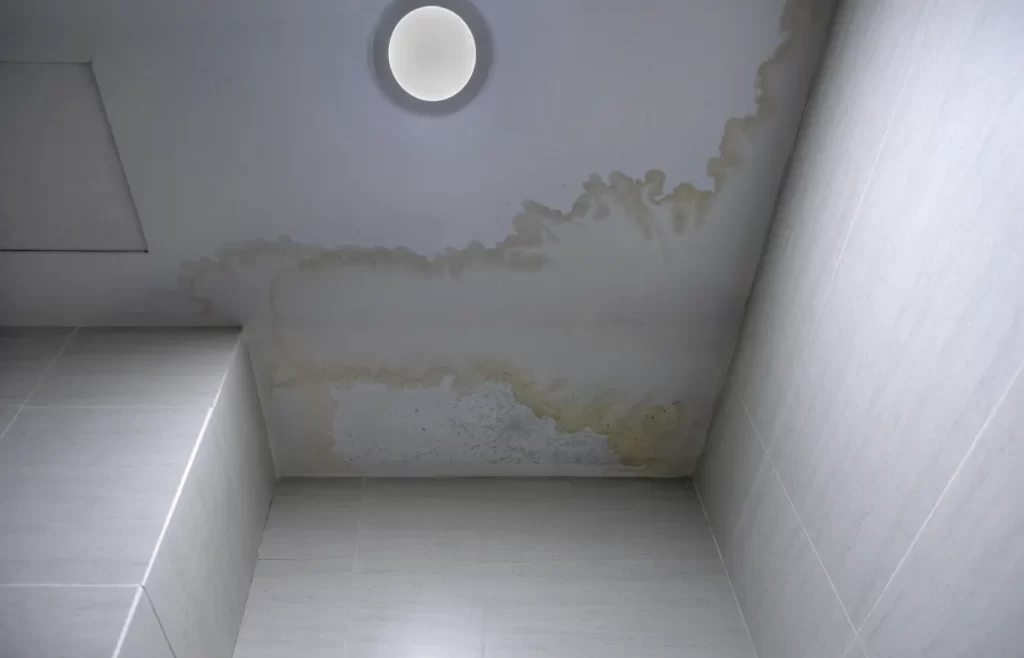 how to find a good restoration company after water damage